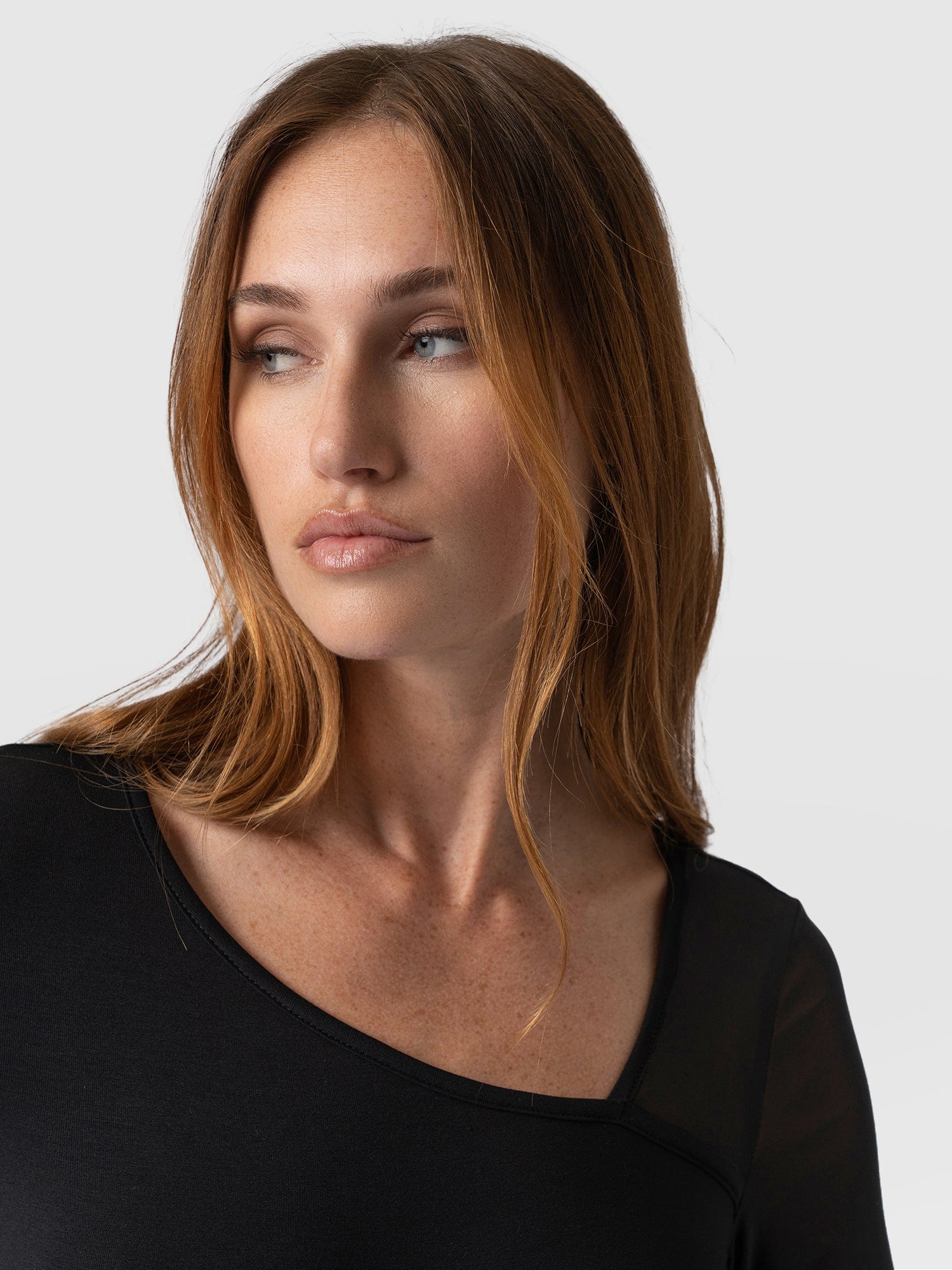 Aimee Cut Out Long Sleeve Tee - Black - Image 4