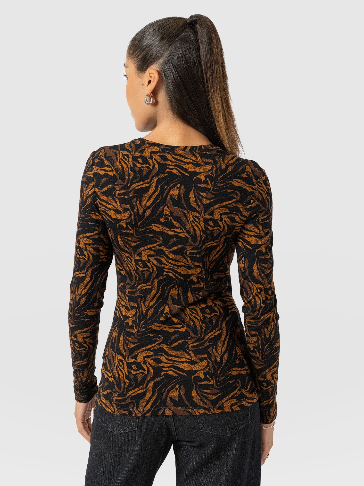 Austen Crew Neck Long Sleeve Tee - Brown Zebra - Image 6