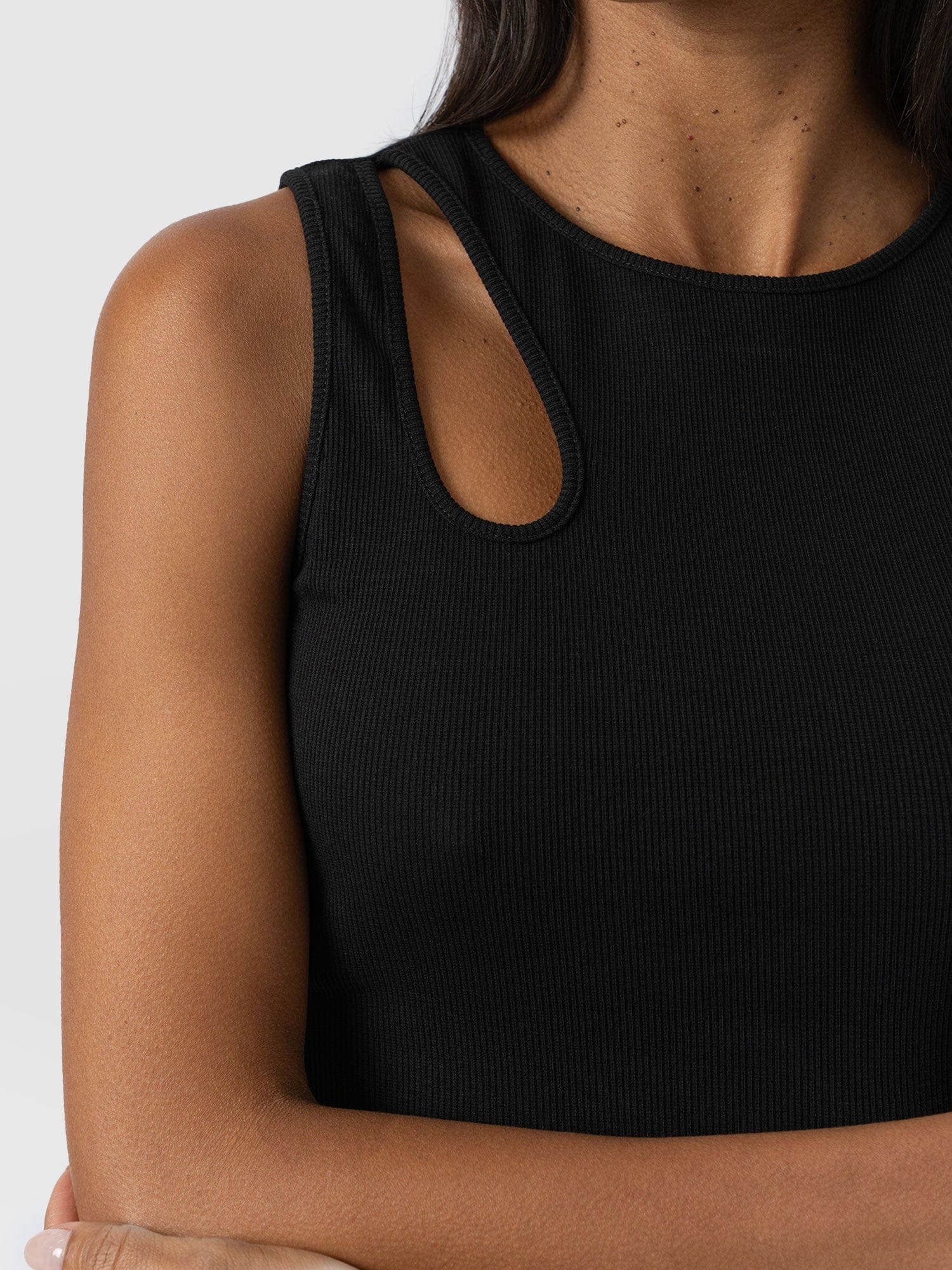 Axel Cut Out Vest - Black - Image 5