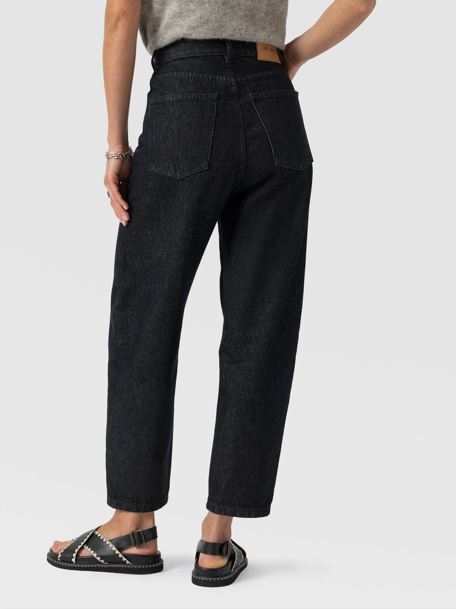 Barrel Leg Jean - Black - Image 6