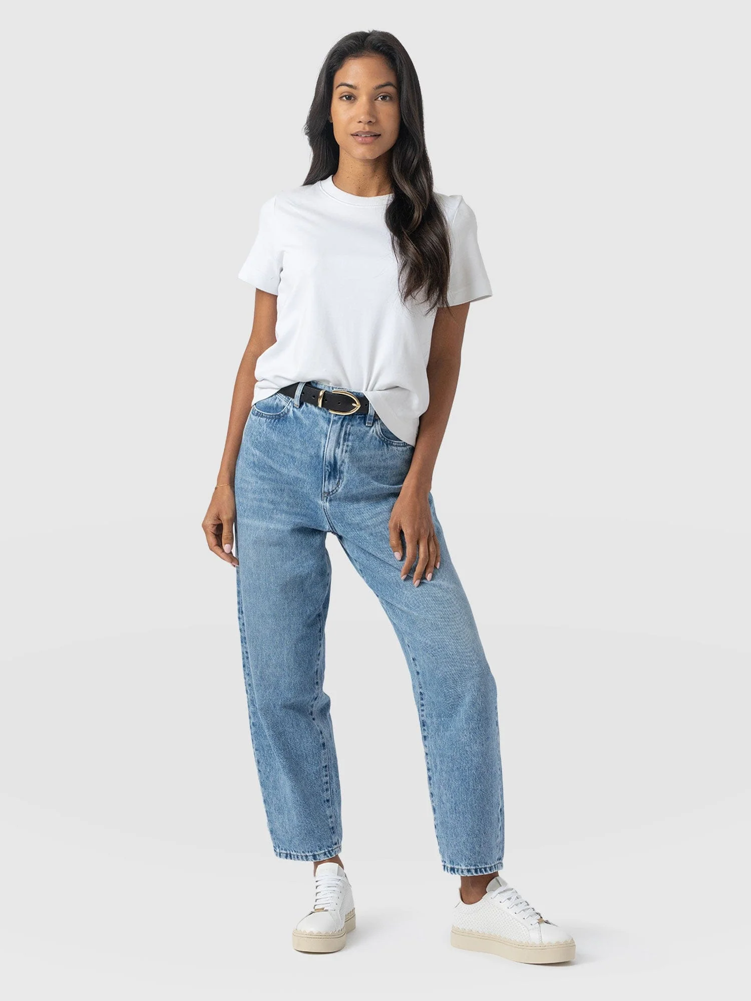 Barrel Leg Jean - Mid Blue - Image 4