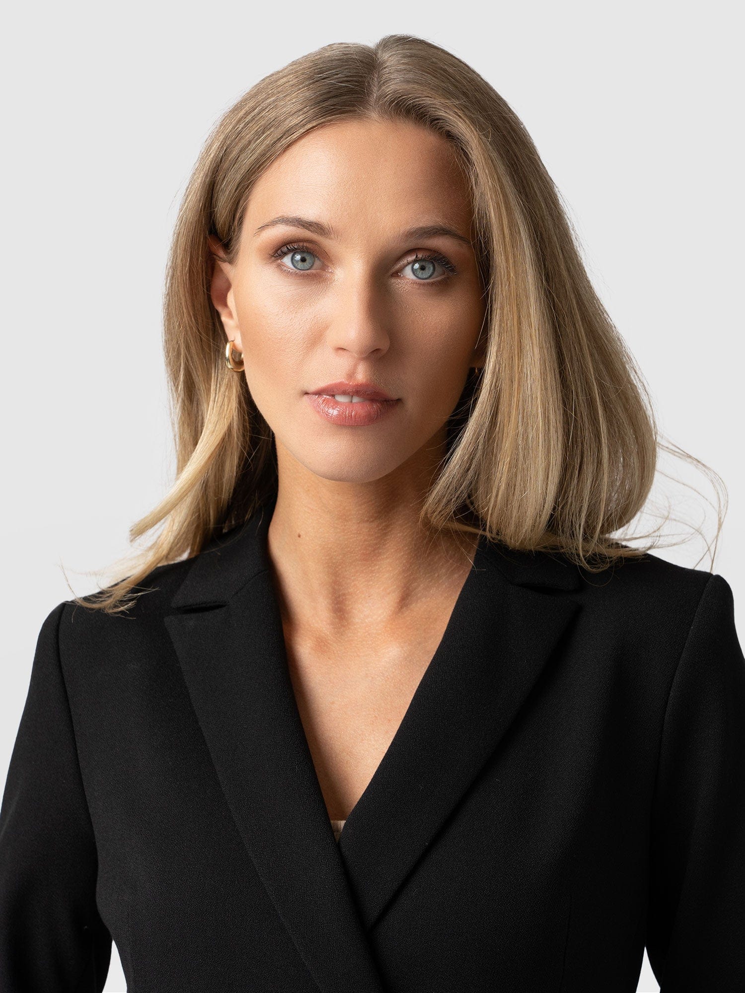 Cambridge Blazer Crepe - Black - Image 6