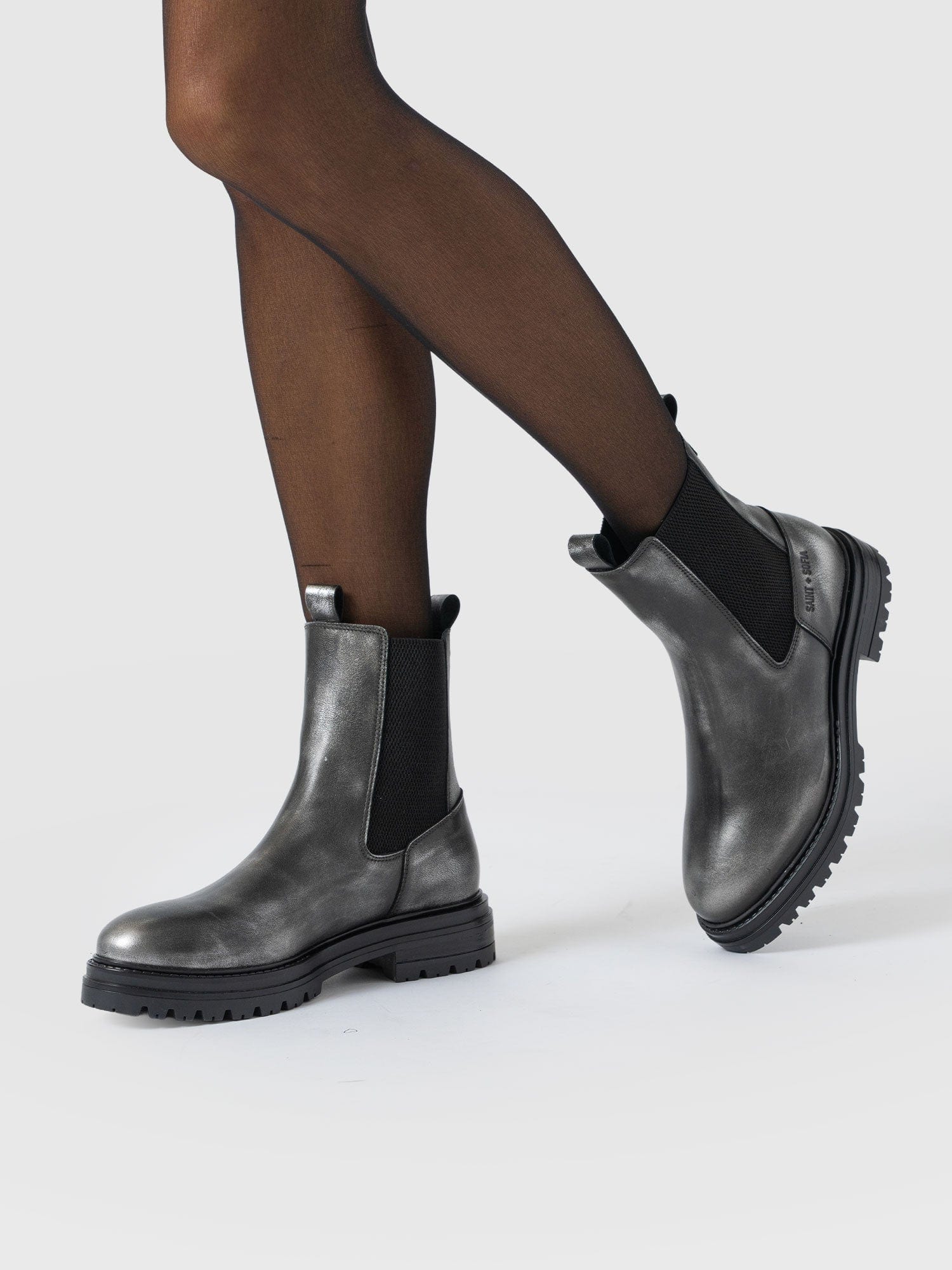 Carnaby Chelsea Boot - Gunmetal - Image 6