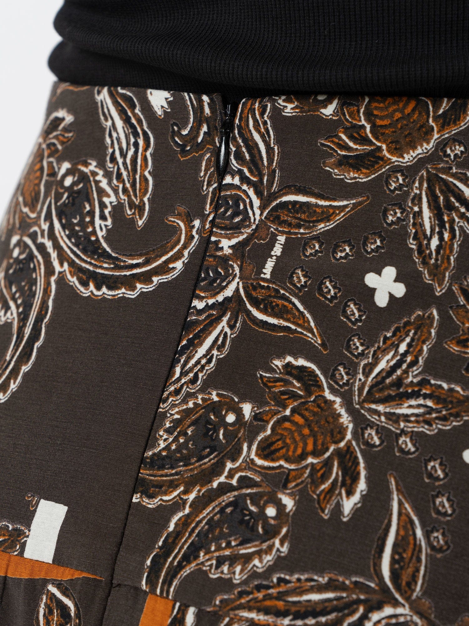 Everly Pleated Skirt - Brown Paisley - Image 5