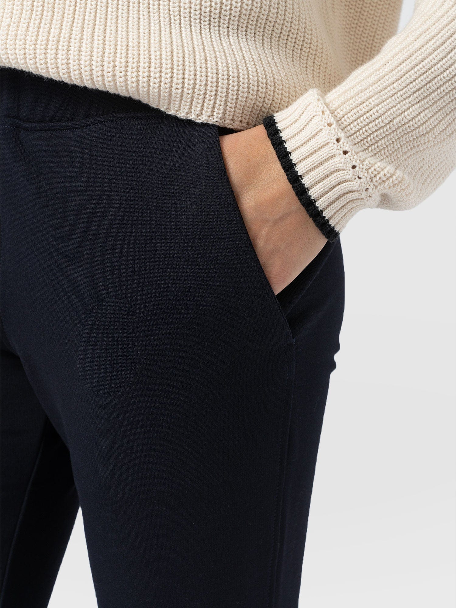 Finsbury Pant - Navy - Image 3