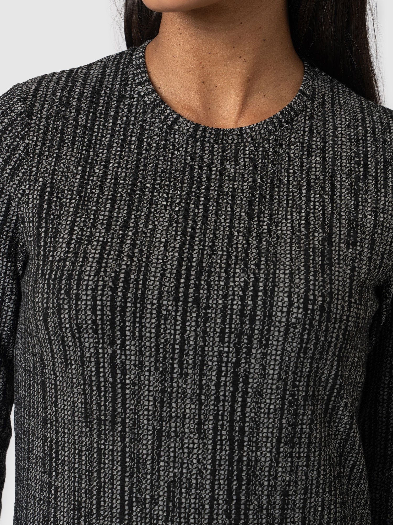 Glen Crew Neck Tee - Grey/Black - Image 4