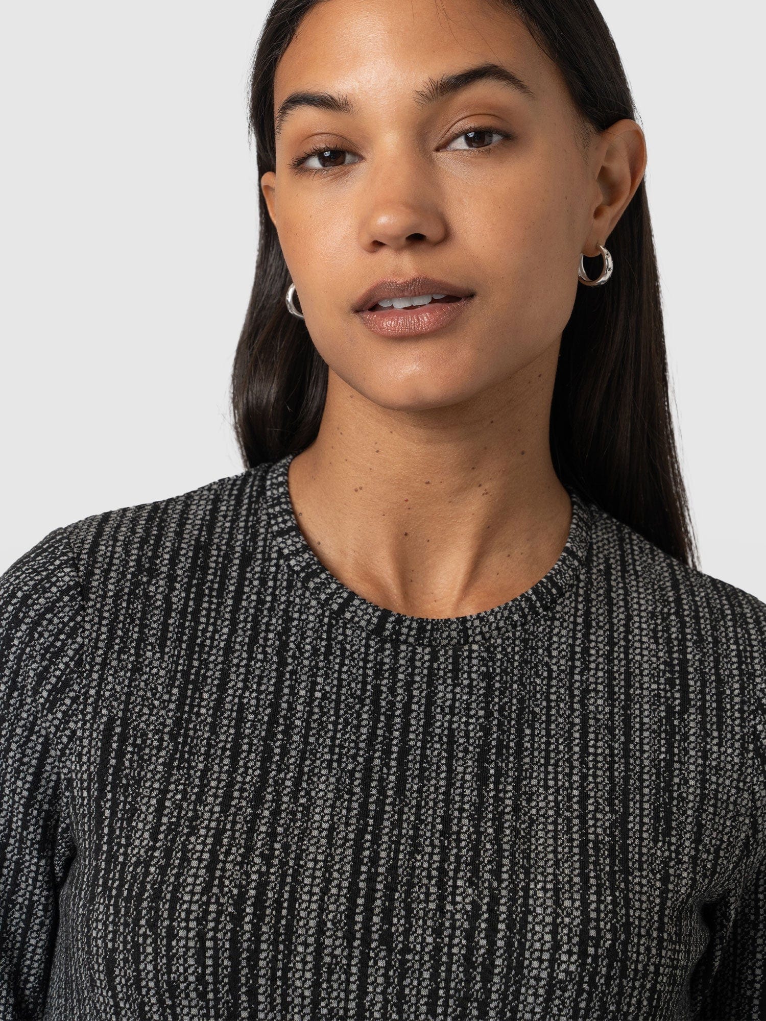 Glen Crew Neck Tee - Grey/Black - Image 5