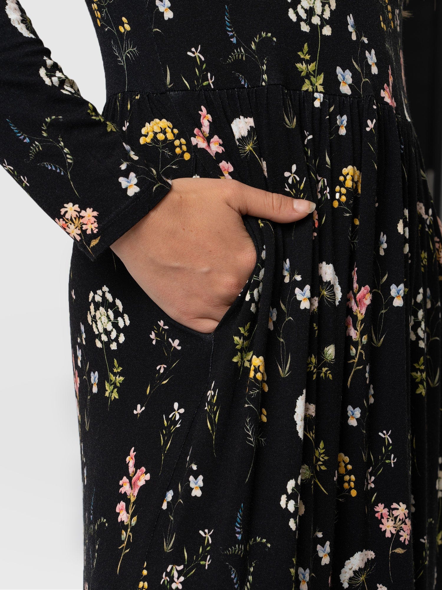 Greenwich Dress Long Sleeve - Hyde Gardens - Image 5
