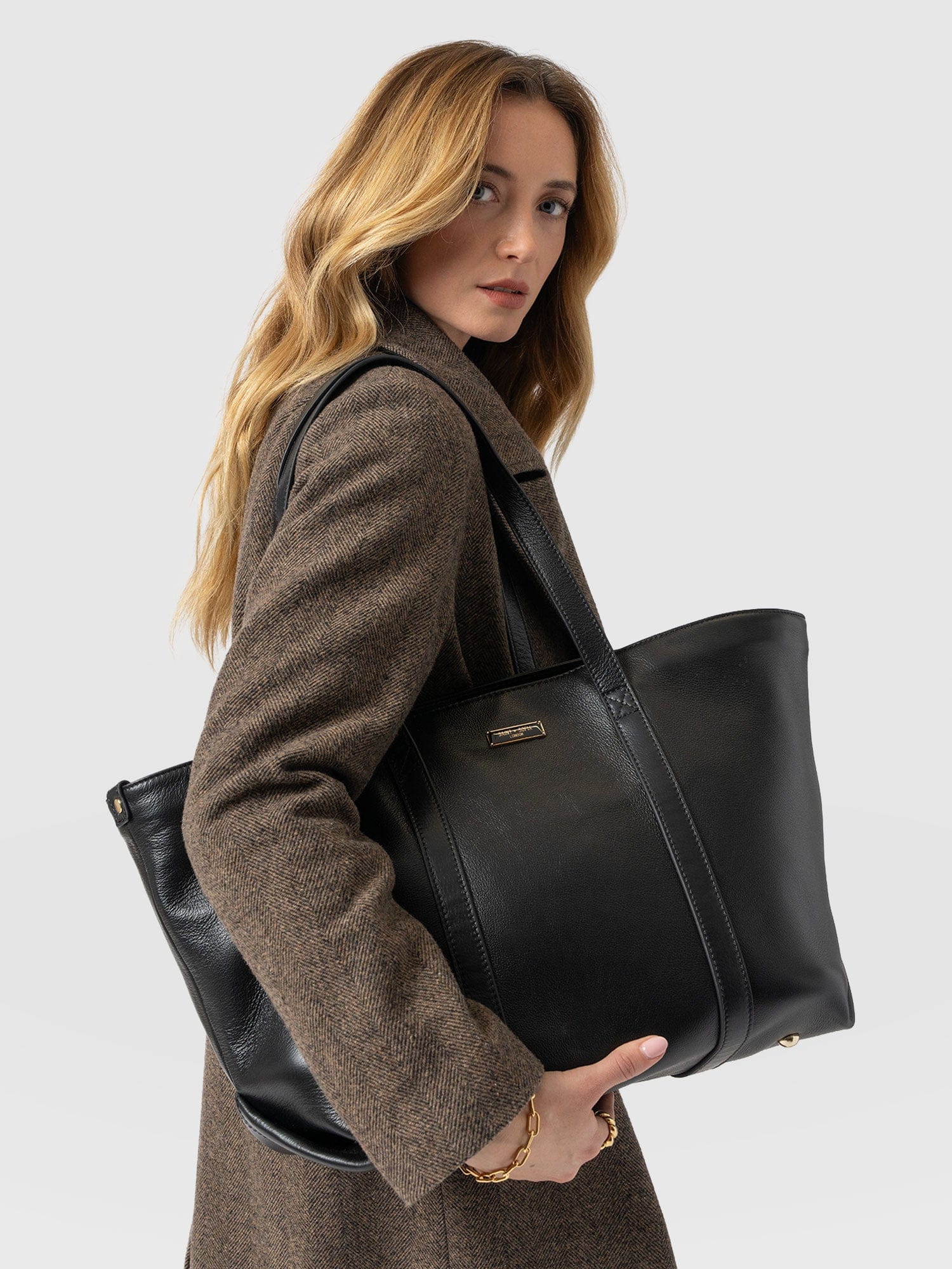 Kara Shopper Bag - Black Leather - Image 6