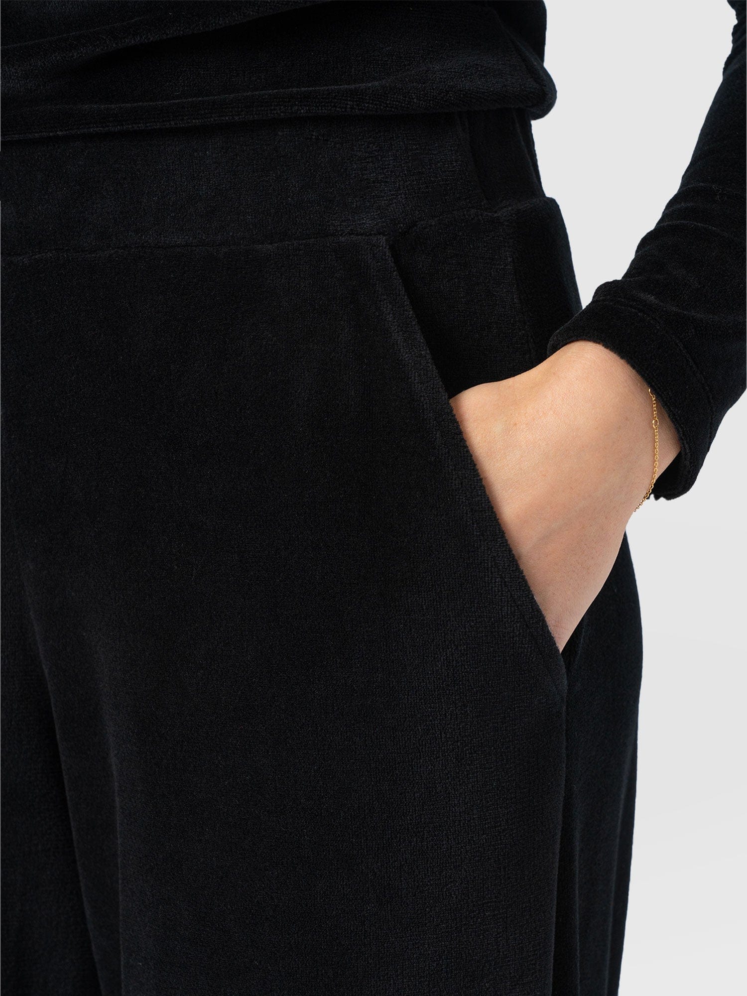 Keller Wide Leg Pant - Black Velvet - Image 3