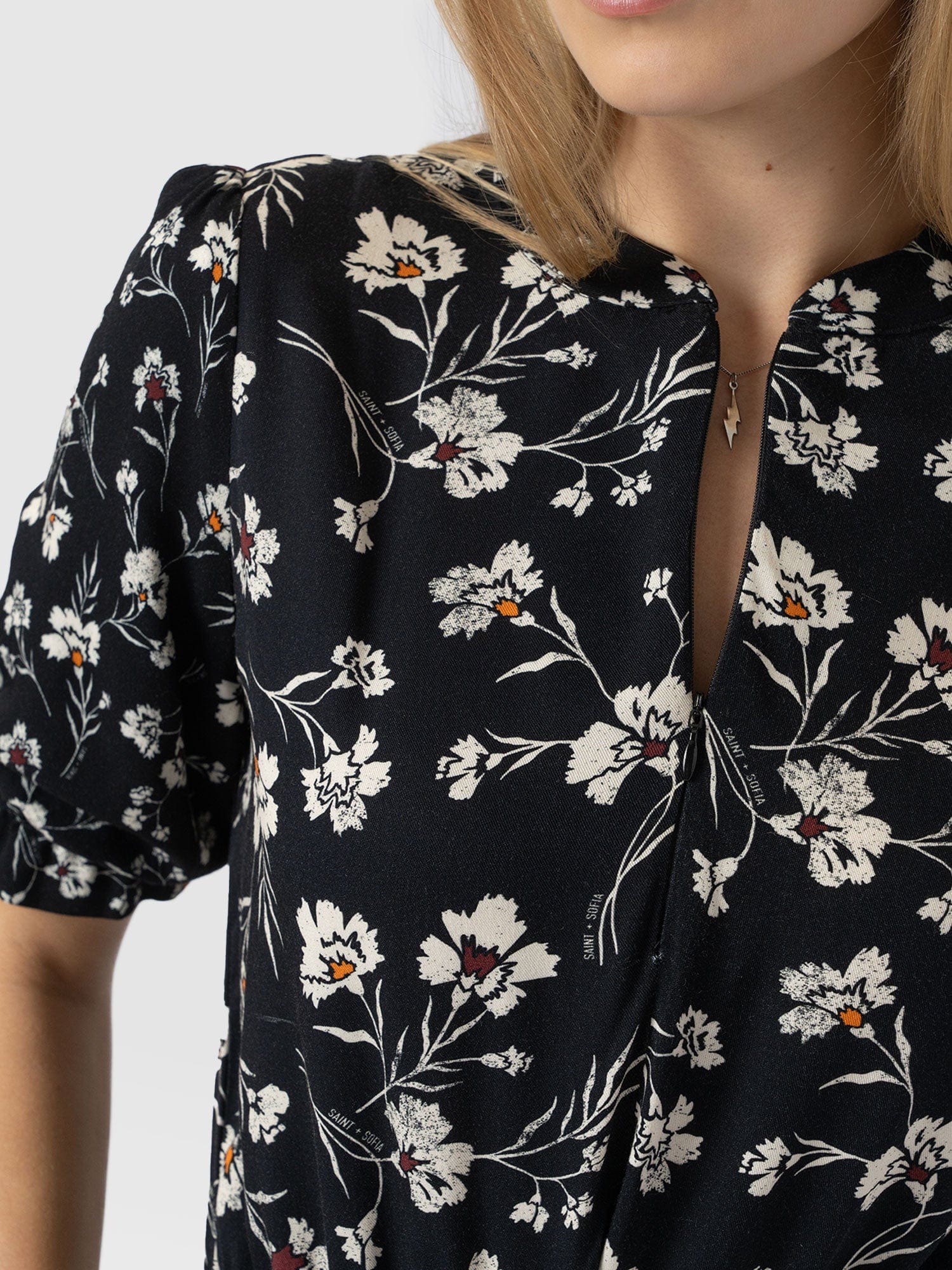 Olivia Zip Up Short Sleeve Dress - Black Spring Floral - Image 4