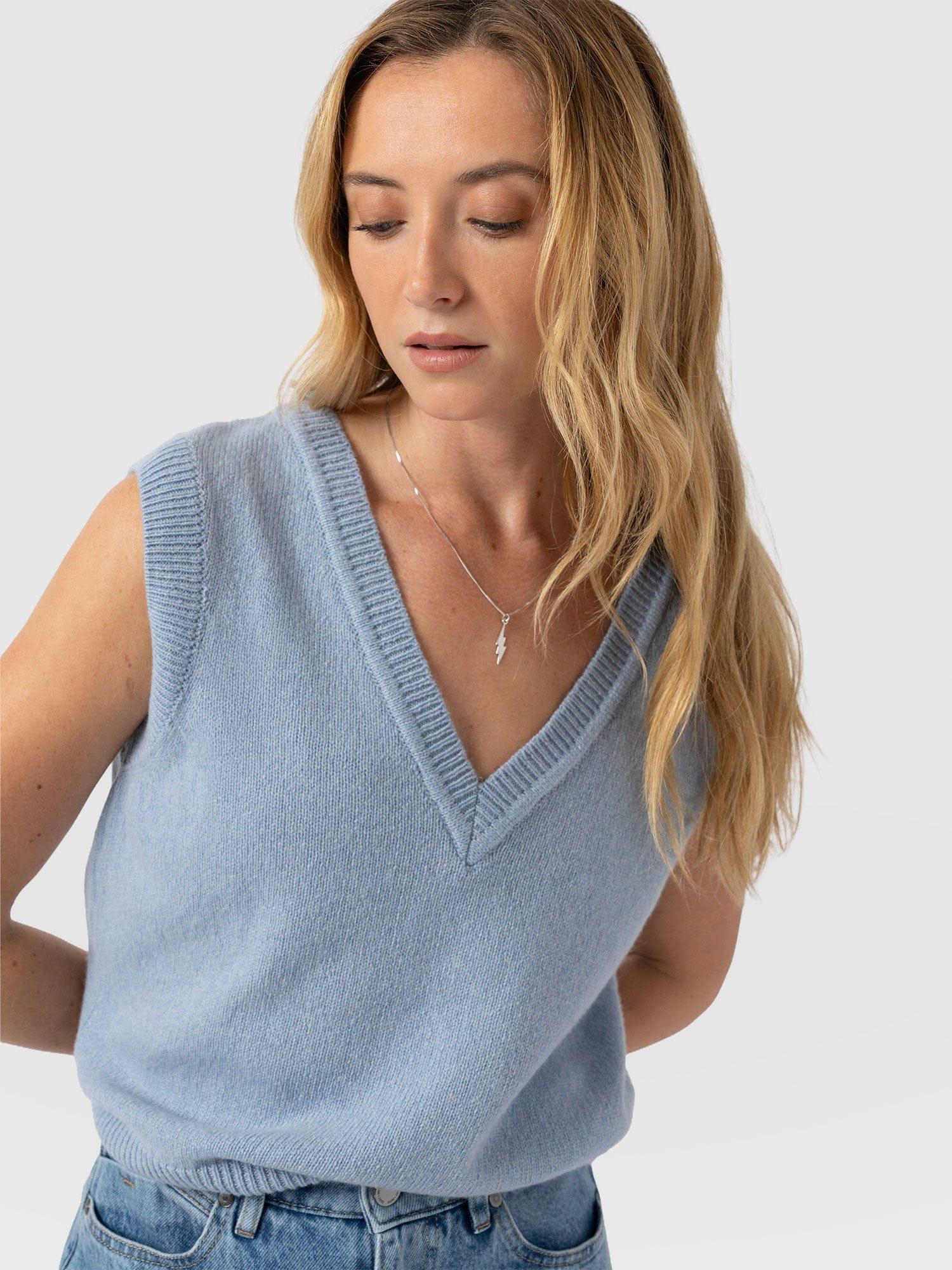 Oxford Cashmere V Neck Sleeveless Knit - Blue - Image 2