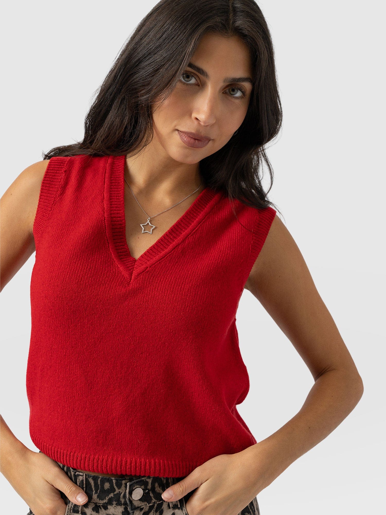 Oxford Cashmere V Neck Sleeveless Knit - Red - Image 3