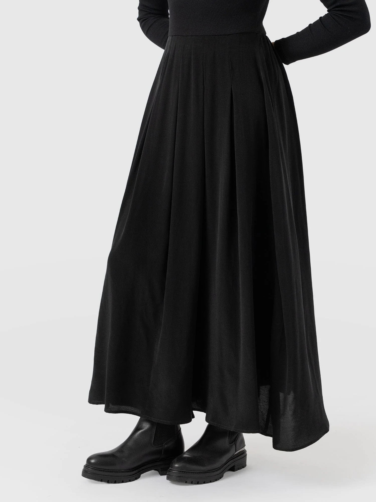 Renee Contrast Long Sleeve Dress - Black - Image 4