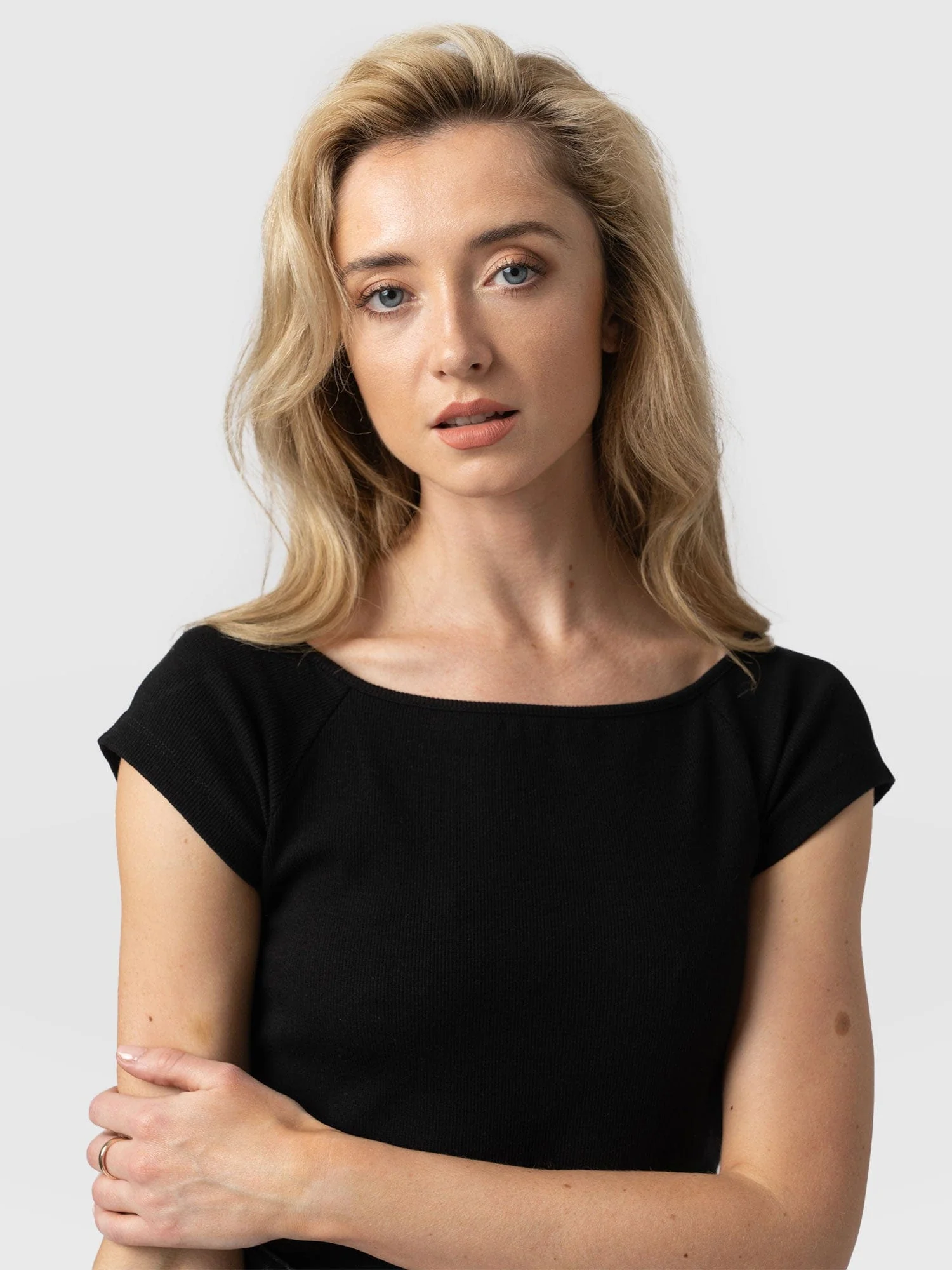 Riviera Tee - Black - Image 2