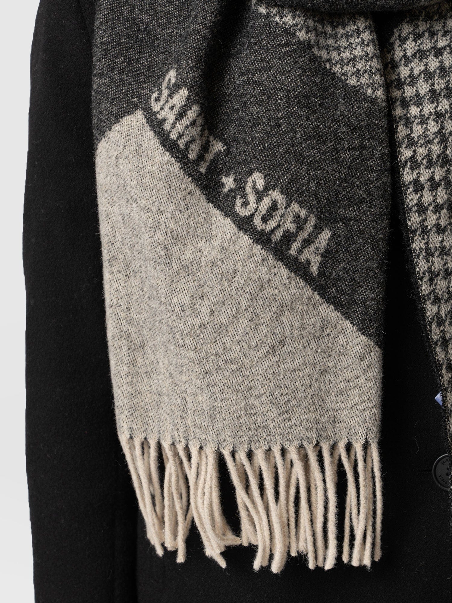 Saint + Sofia Scarf - Black/Grey - Image 5