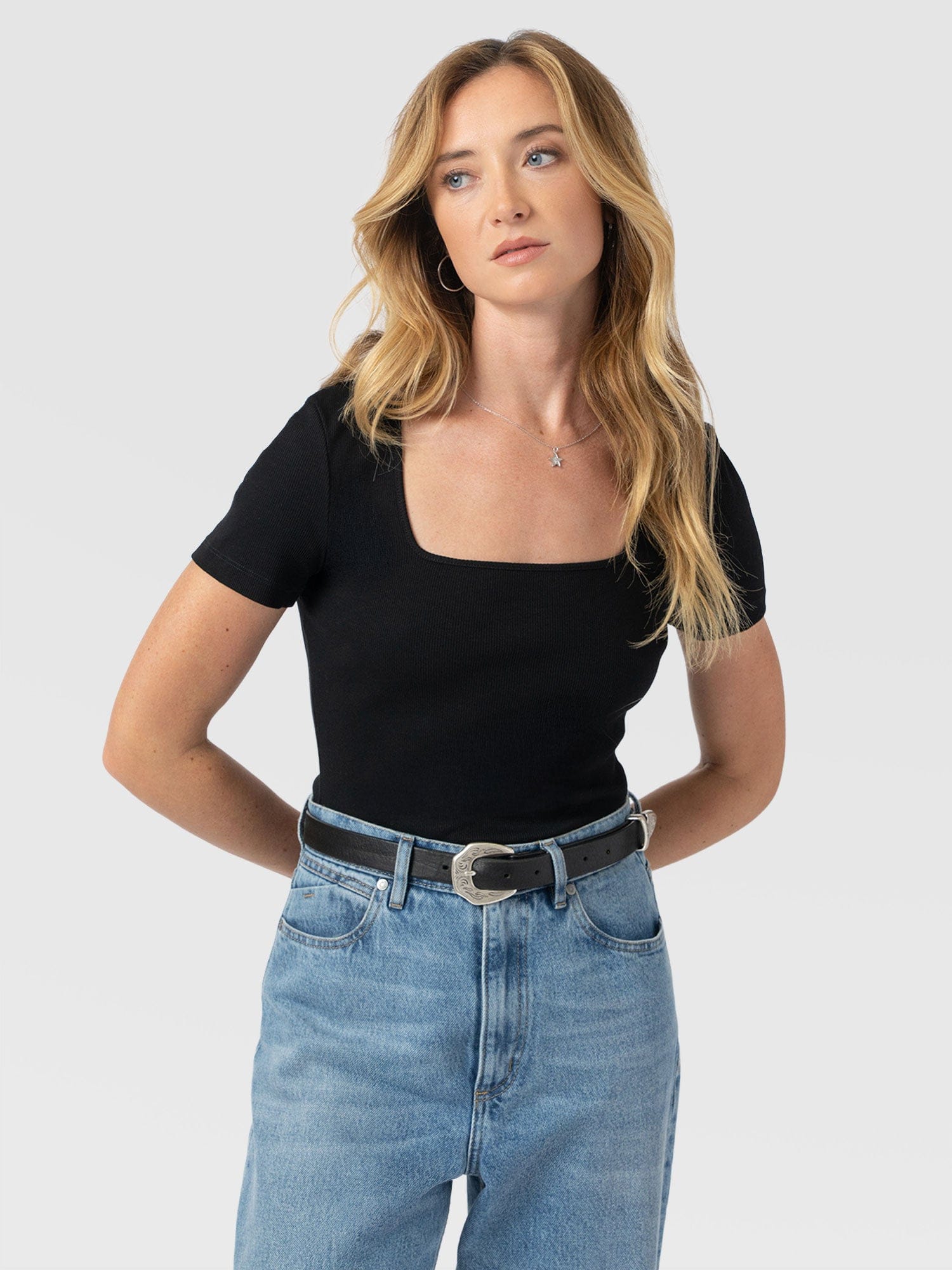 Sloane Ribbed Short Sleeve Tee - Black - Image 3