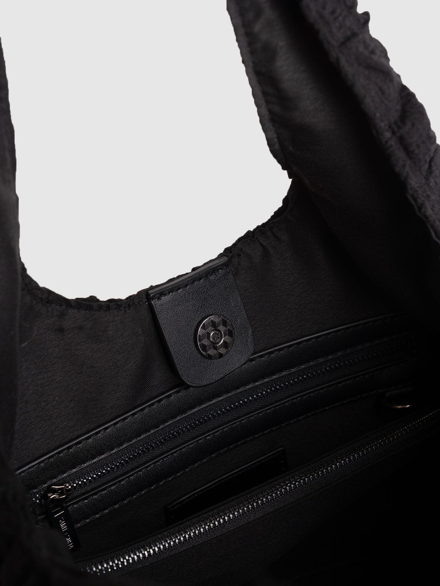 Soho Shoulder Tote Bag - Black - Image 4