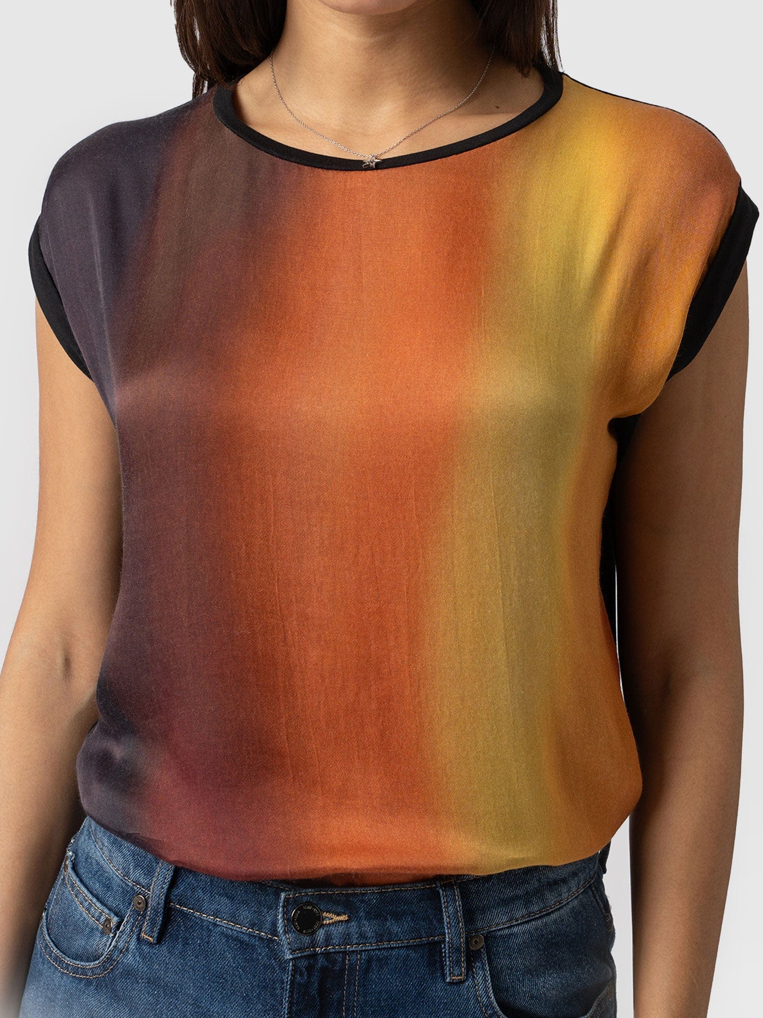 Turn Up Contrast Tee - Amber Gradient - Image 3