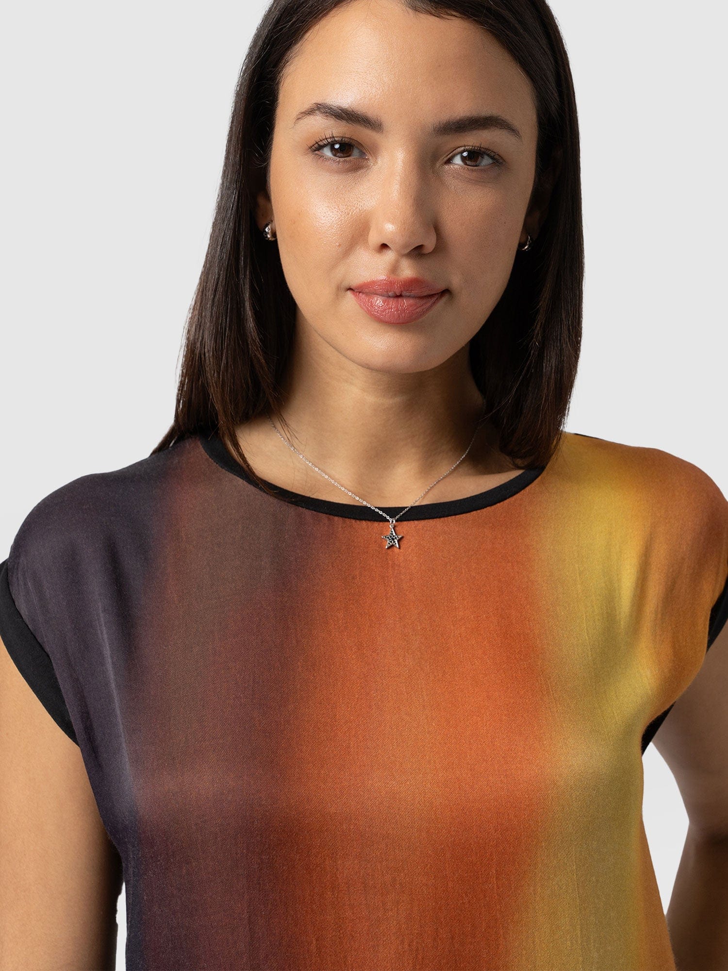 Turn Up Contrast Tee - Amber Gradient - Image 4