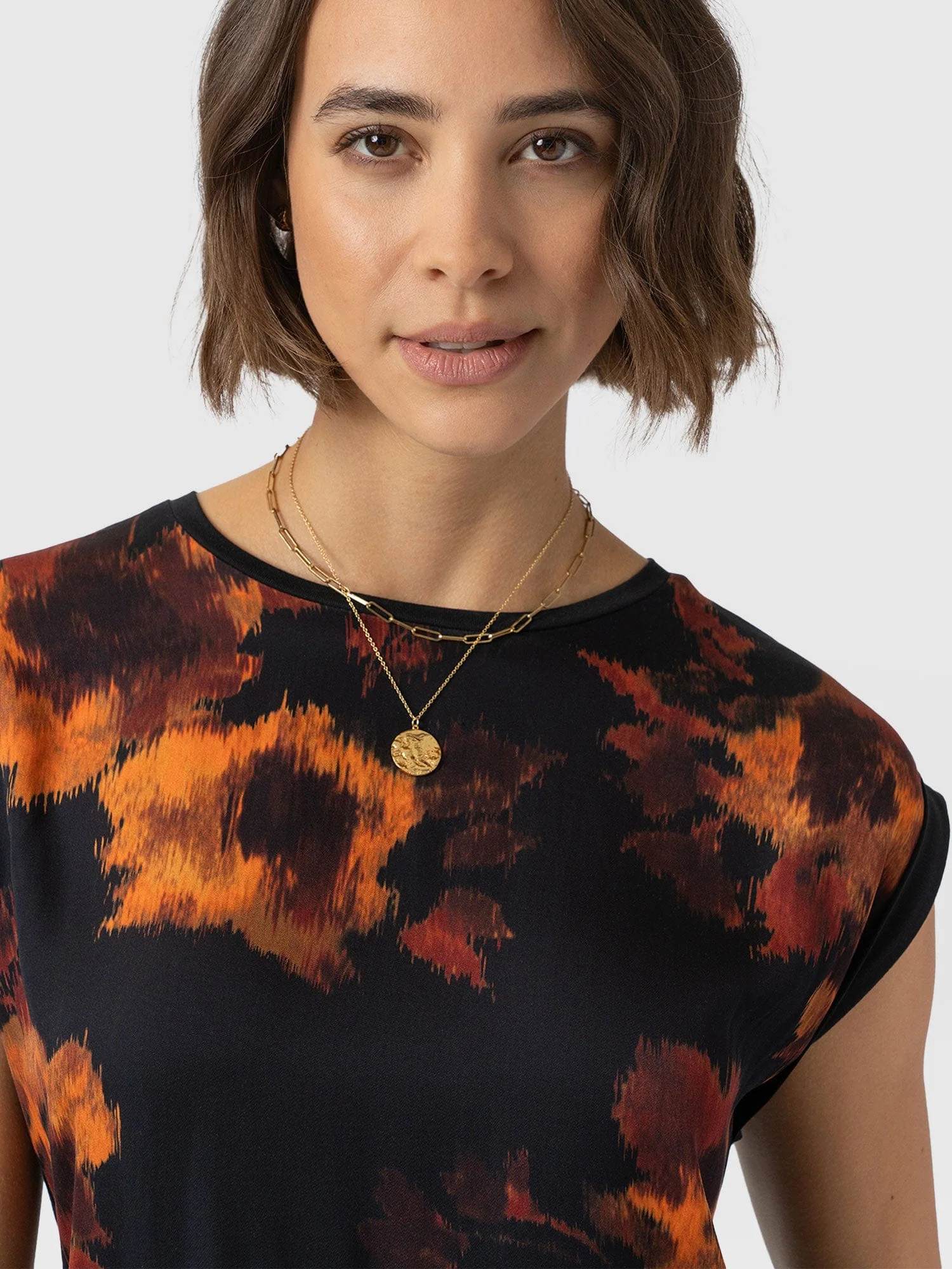Turn Up Contrast Tee - Autumn Floral - Image 4