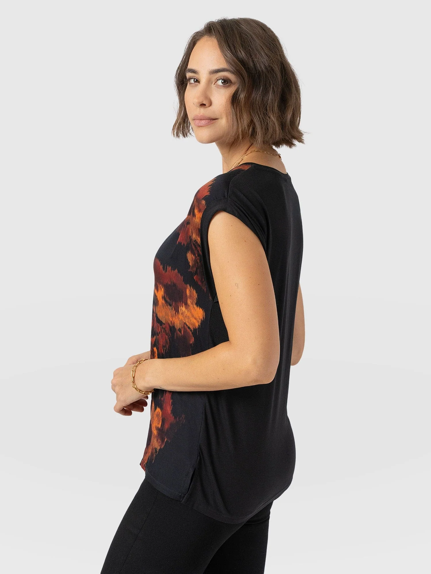 Turn Up Contrast Tee - Autumn Floral - Image 5