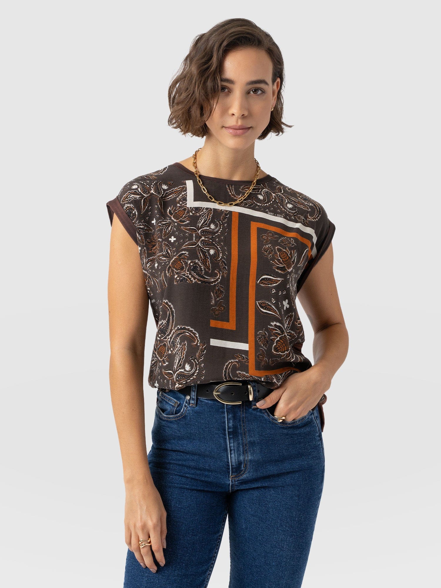 Turn Up Contrast Tee - Brown Paisley - Image 2