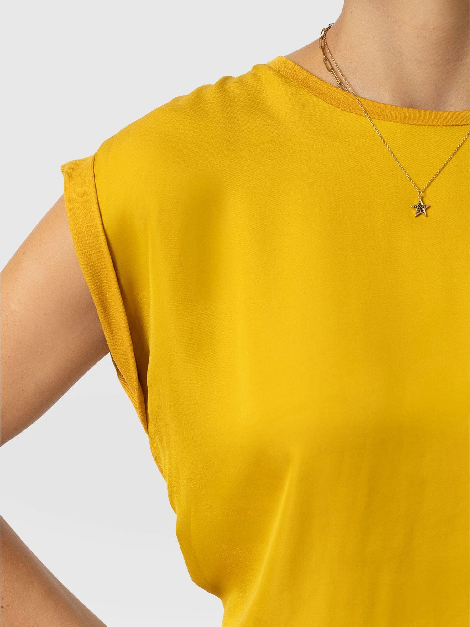 Turn Up Contrast Tee - Golden Yellow - Image 5