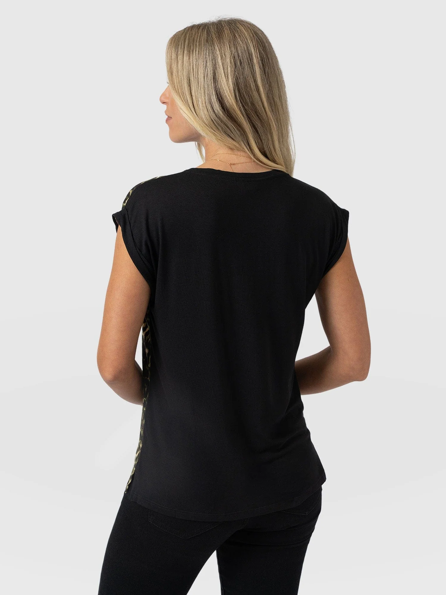 Turn Up Contrast Tee - Green Leopard - Image 6